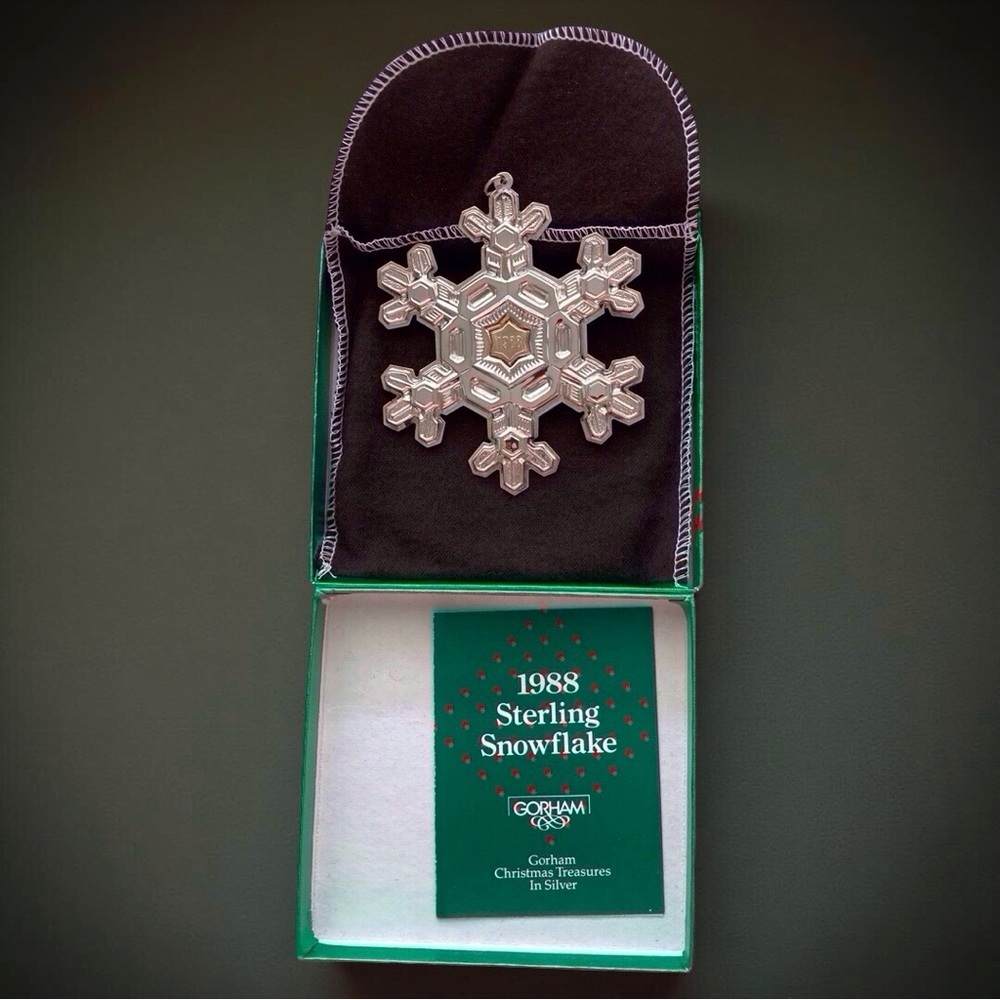 Vintage 1988 Gorham Sterling Snowflake Ornament – New in Box  collectible